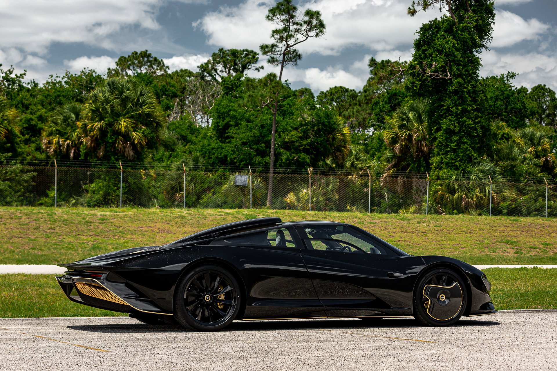 Used 2020 McLaren Speedtail image 79