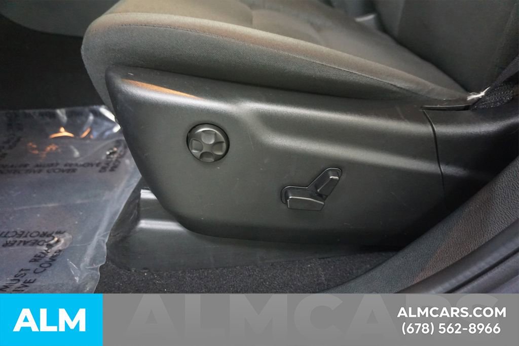 Used 2025 Dodge Durango GT RWD image 33