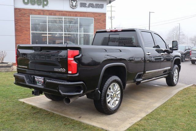 Used 2025 Chevrolet Silverado 2500 High Country w/ High Country Premium Package image 40