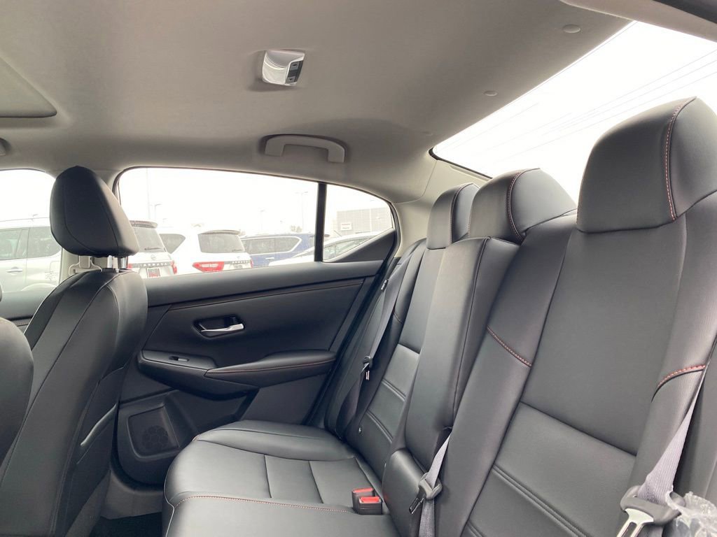 New 2025 Nissan Sentra SR w/ SR Premium Package image 15
