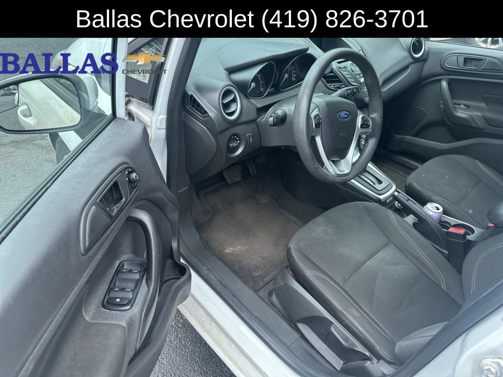 Used 2017 Ford Fiesta SE FWD image 4