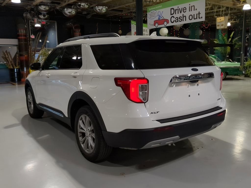 Certified 2023 Ford Explorer XLT w/ Equipment Group 202A image 11