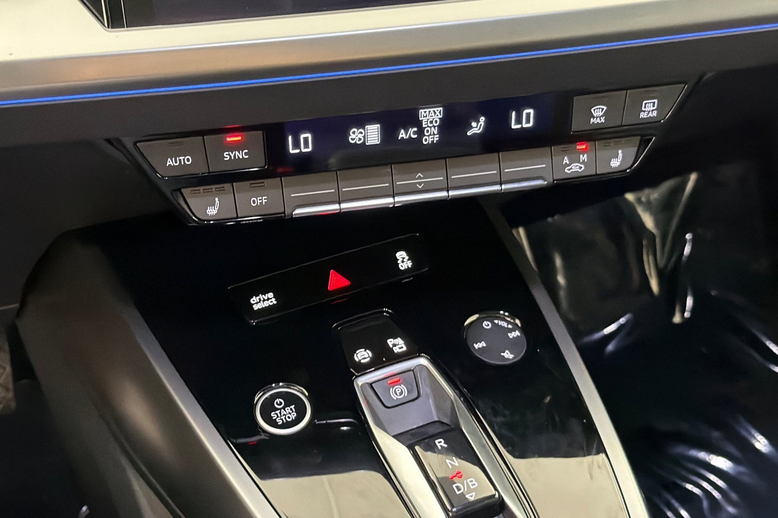 Certified 2023 Audi Q4 e-tron Premium w/ Premium Plus RWD image 20