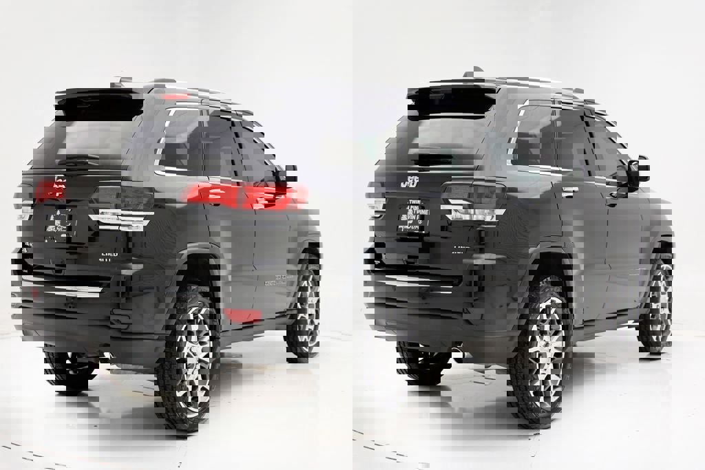 Used 2021 Jeep Grand Cherokee Limited w/ Premium Lighting Group image 9