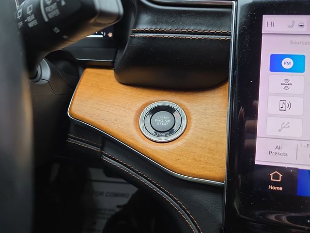 Used 2021 Jeep Grand Cherokee L Summit image 21