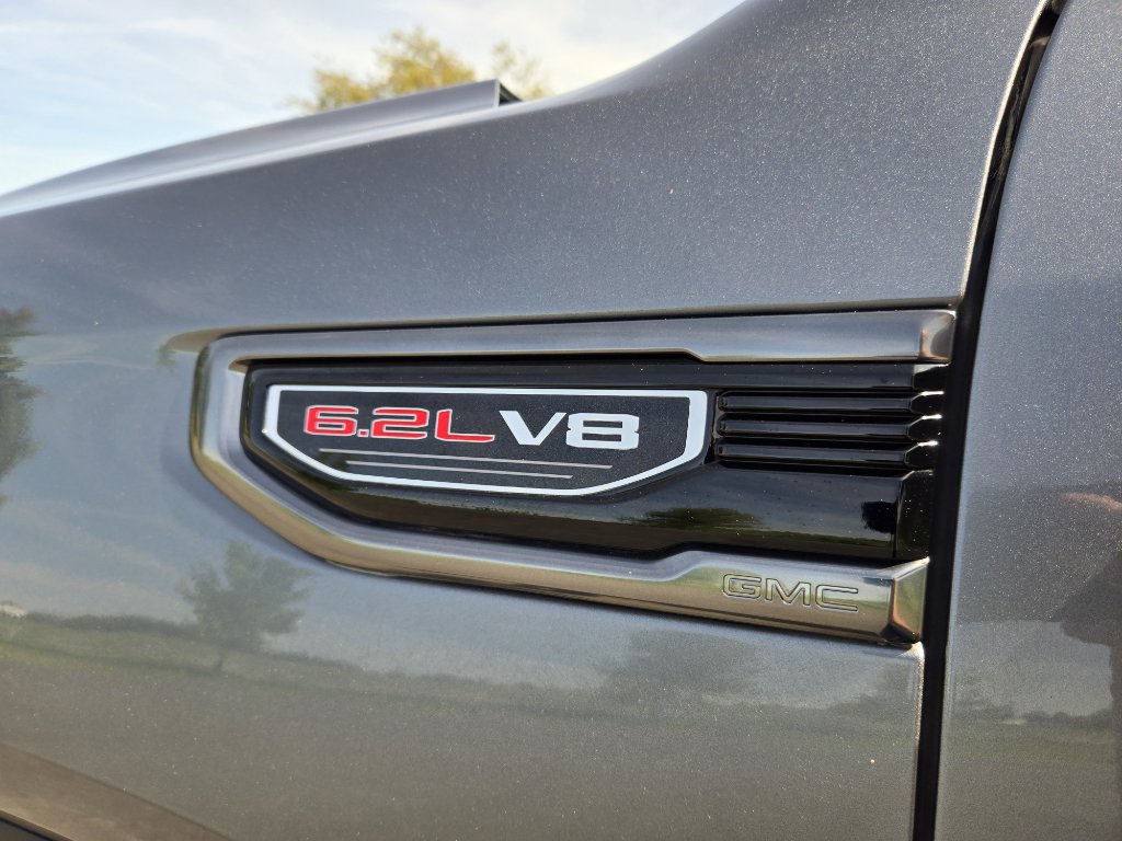 Used 2020 GMC Sierra 1500 AT4 w/ AT4 Preferred Package image 4