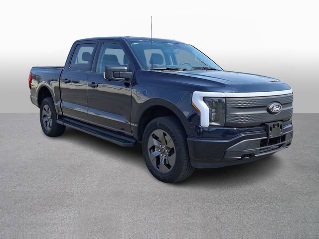 Used 2024 Ford F150 Lightning XLT image 3