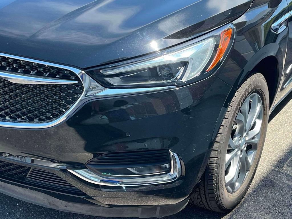 Used 2020 Buick Enclave Avenir w/ Avenir Technology Package AWD/4WD image 9