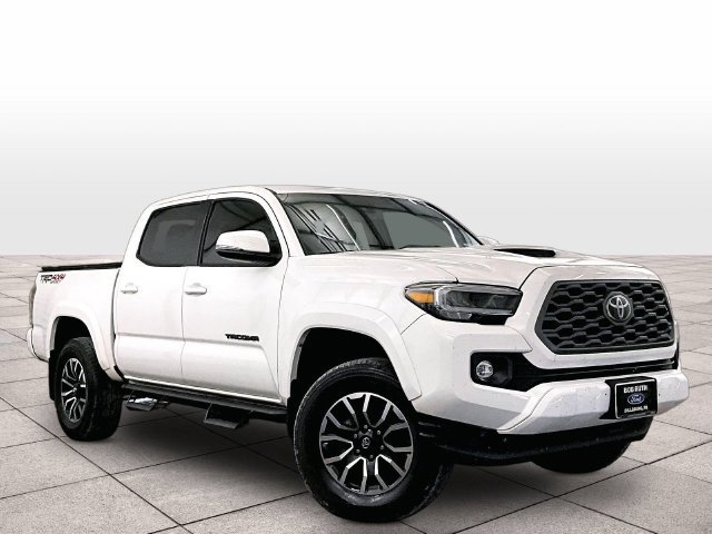 Used 2023 Toyota Tacoma TRD Sport AWD/4WD image 2