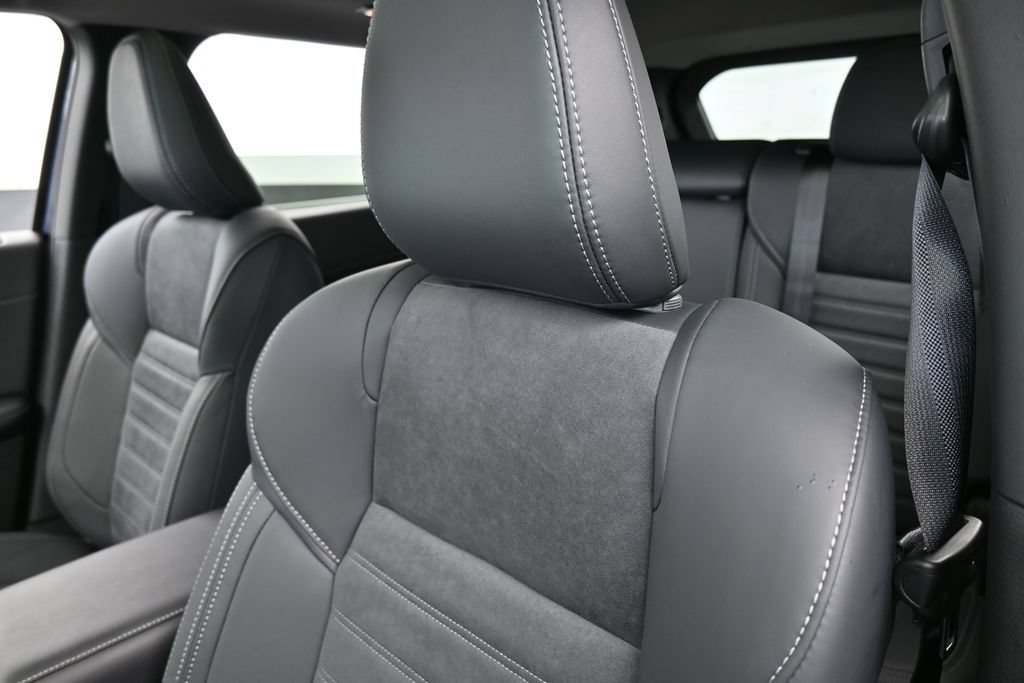 New 2026 Mitsubishi Outlander SE FWD image 18