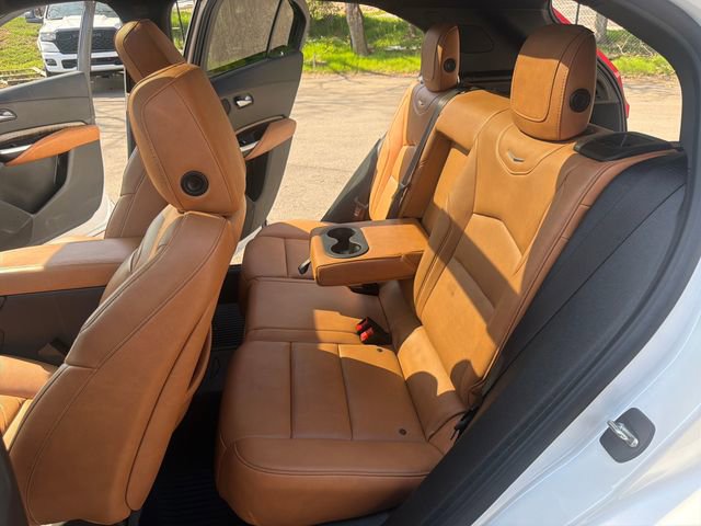 Used 2020 Cadillac XT4 Premium Luxury AWD/4WD image 26