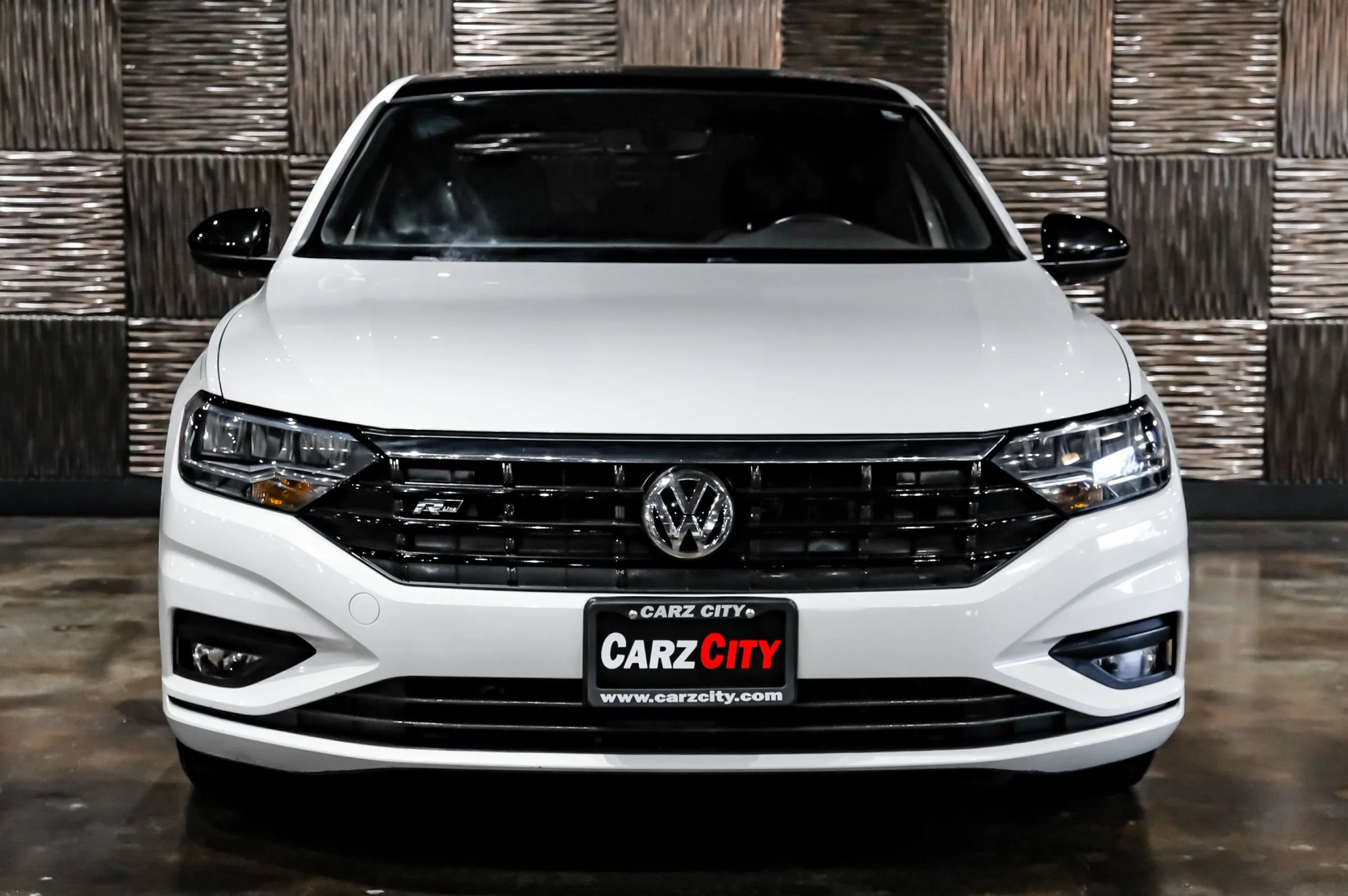 Used 2020 Volkswagen Jetta R-Line w/ R-Line Cold Weather Package FWD image 8