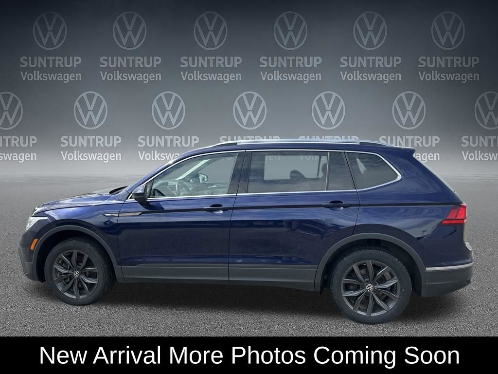Used 2023 Volkswagen Tiguan SE image 3