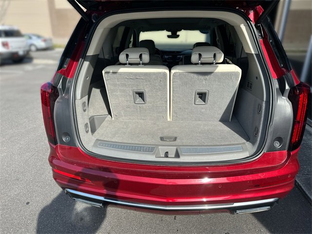 Used 2020 Cadillac XT6 Premium Luxury image 27