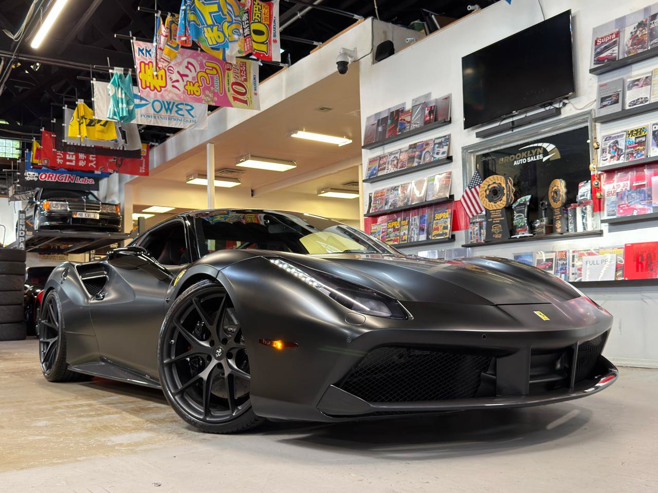 Used 2017 Ferrari 488 GTB RWD image 1