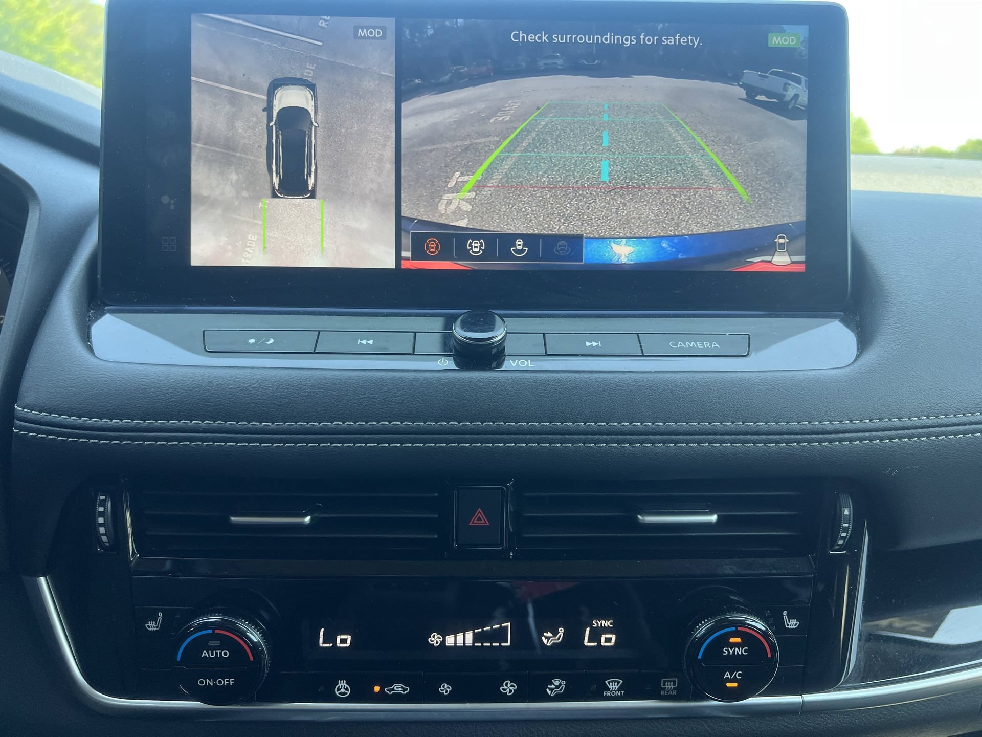 Certified 2026 Nissan Rogue SL AWD/4WD image 6