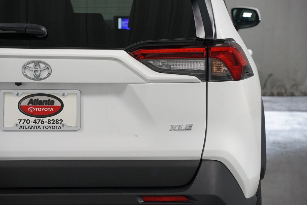 Certified 2025 Toyota RAV4 XLE FWD image 10