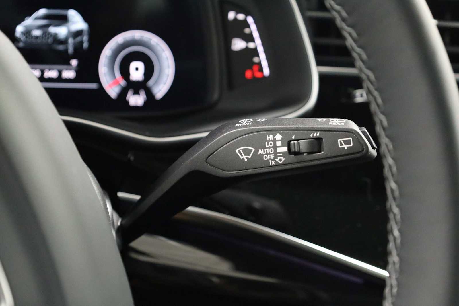 New 2026 Audi Q8 Premium Plus image 28