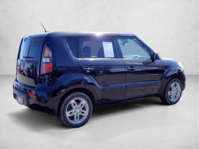 Used 2011 Kia Soul + w/ Audio Pkg image 4