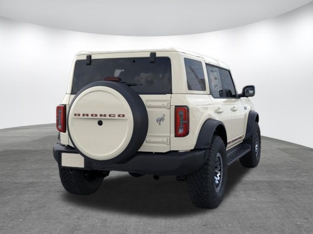 New 2026 Ford Bronco Outer Banks w/ Sasquatch Package AWD/4WD image 8