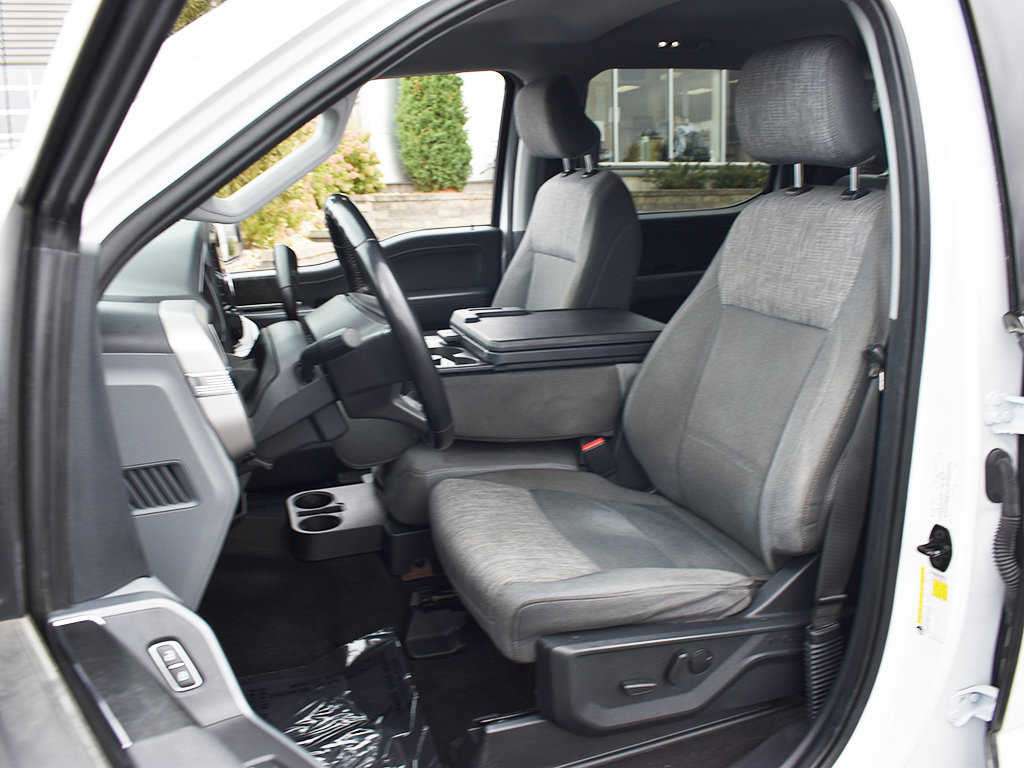 Used 2022 Ford F150 XLT w/ Equipment Group 302A High AWD/4WD image 5