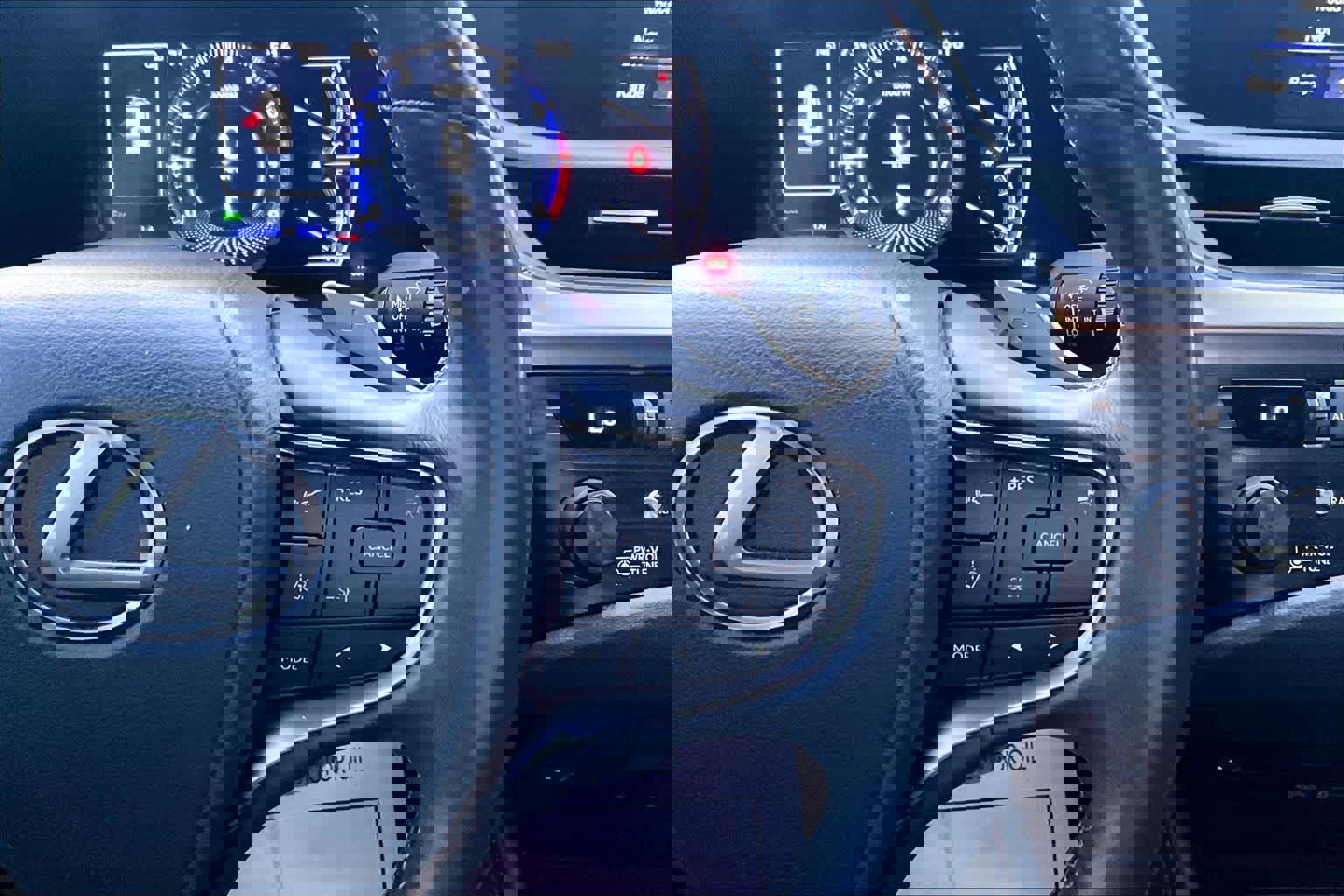 Used 2019 Lexus ES 350 w/ Accessory Package 2 image 24