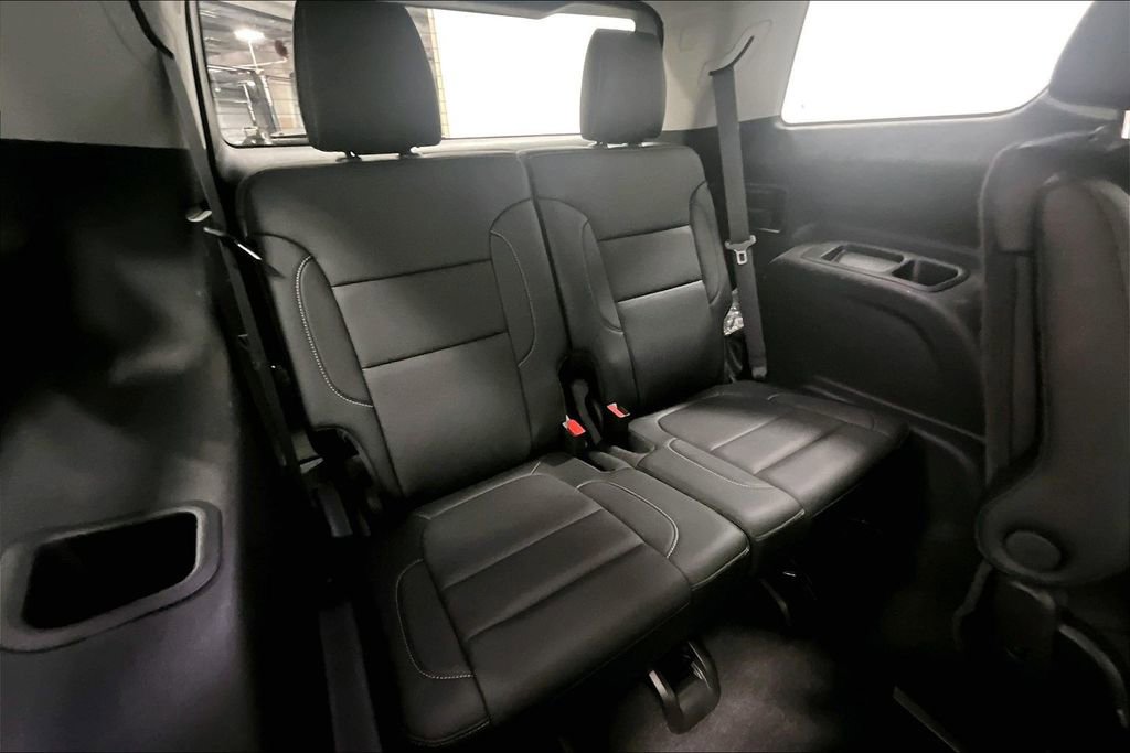 Used 2020 GMC Acadia SLT w/ Premium Package image 28