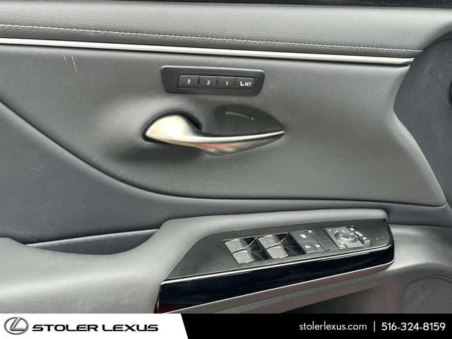 Certified 2023 Lexus ES 300h w/ Premium Package FWD image 17