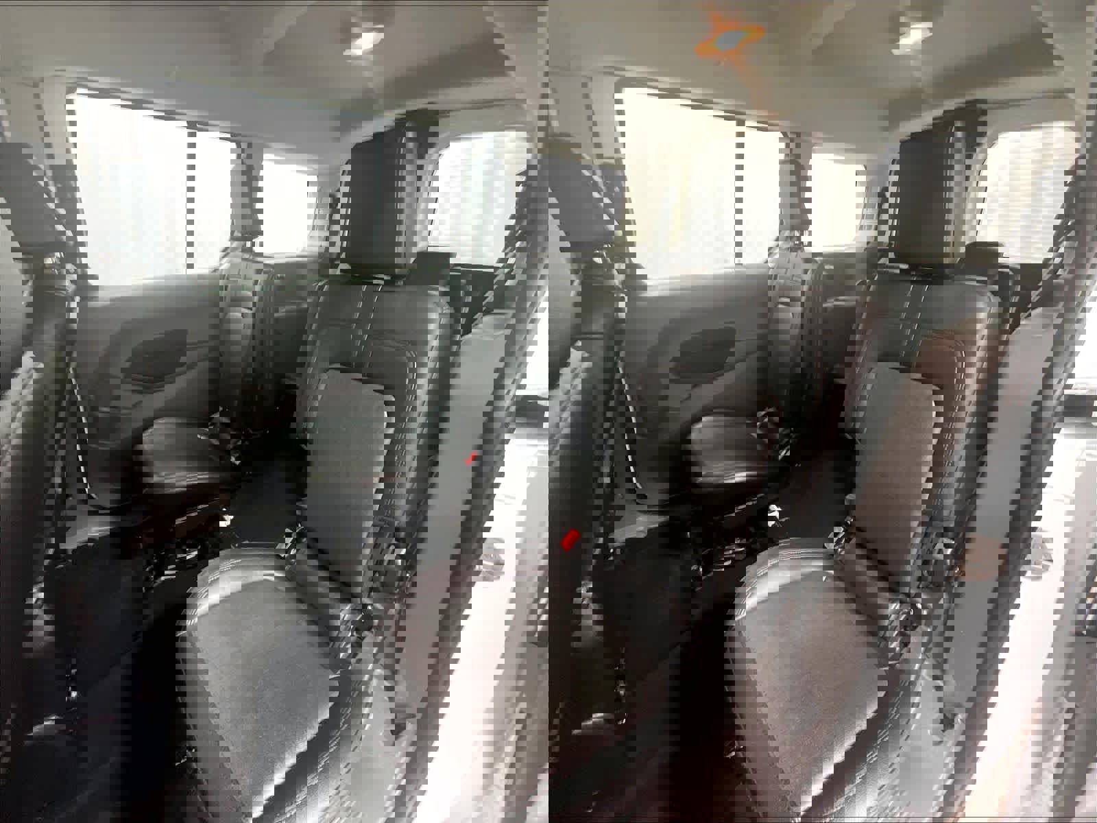 Used 2020 Ford Transit Connect XL image 15