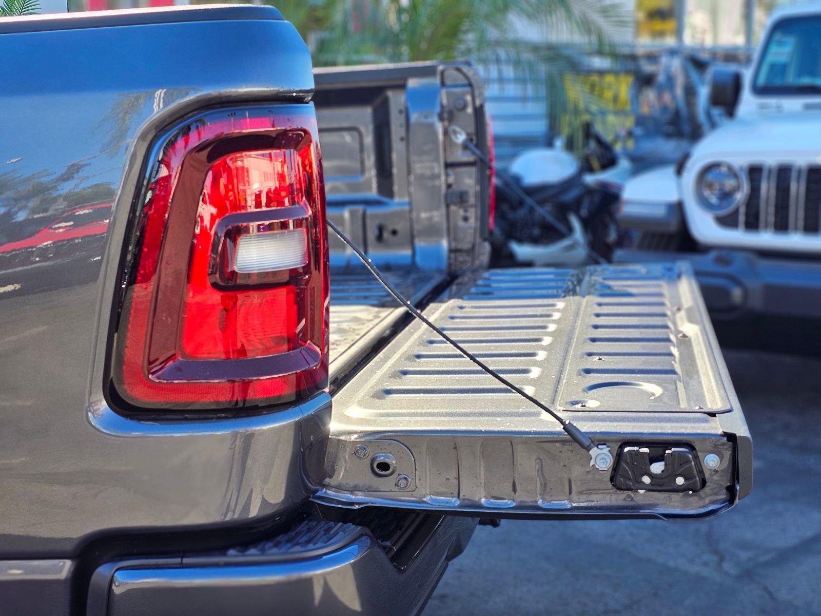 New 2026 RAM 1500 Express image 8