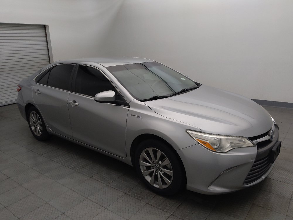 Used 2017 Toyota Camry XLE FWD image 11