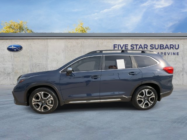 Used 2023 Subaru Ascent Limited w/ Technology Package AWD/4WD image 5