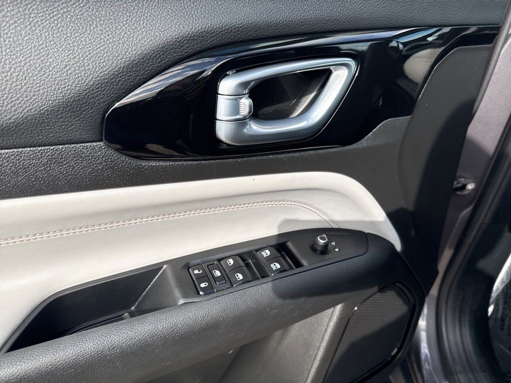 Certified 2024 Jeep Compass Limited image 19