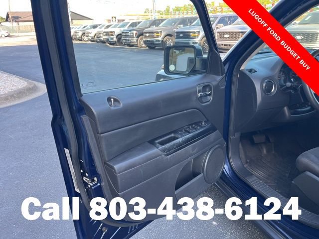 Used 2015 Jeep Patriot Sport w/ Power Value Group FWD image 5