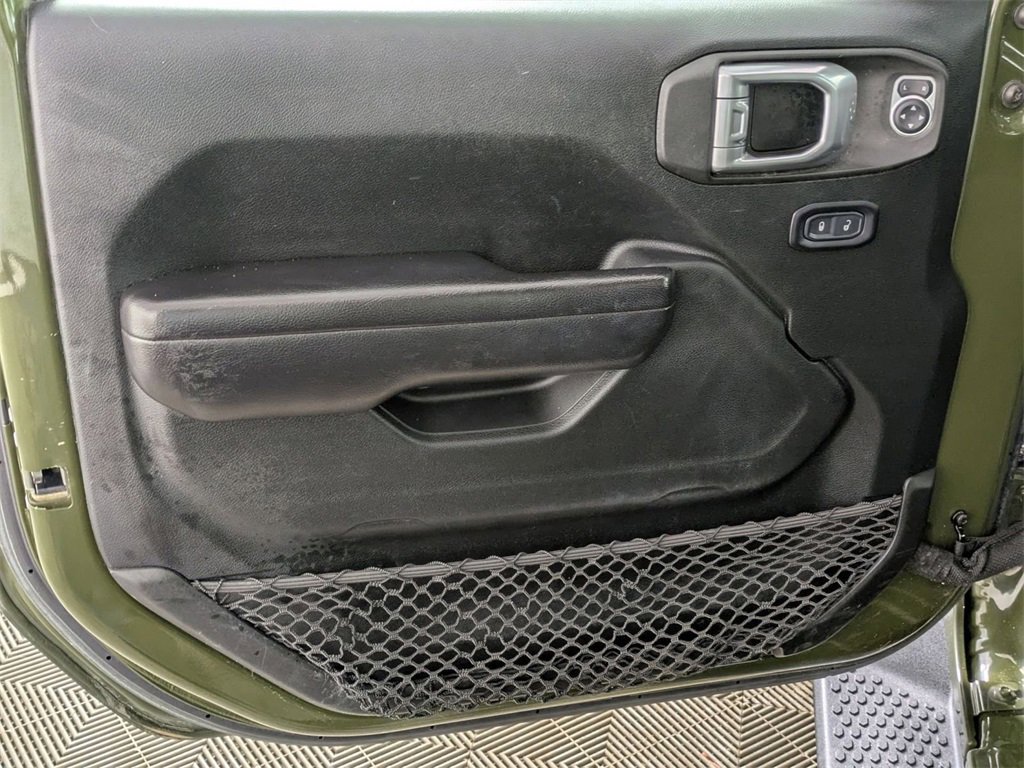 Used 2021 Jeep Wrangler Unlimited Sport image 13