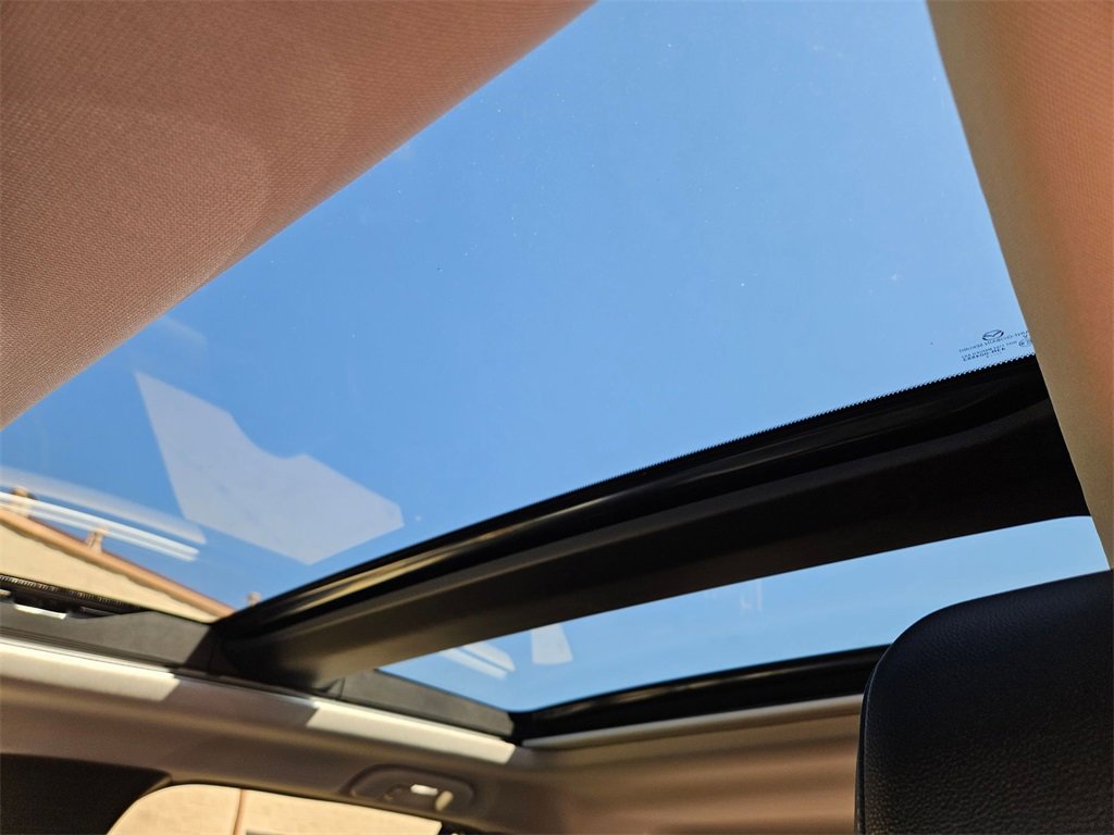 Used 2025 MAZDA CX-50 AWD 2.5 S w/ Premium Package image 23