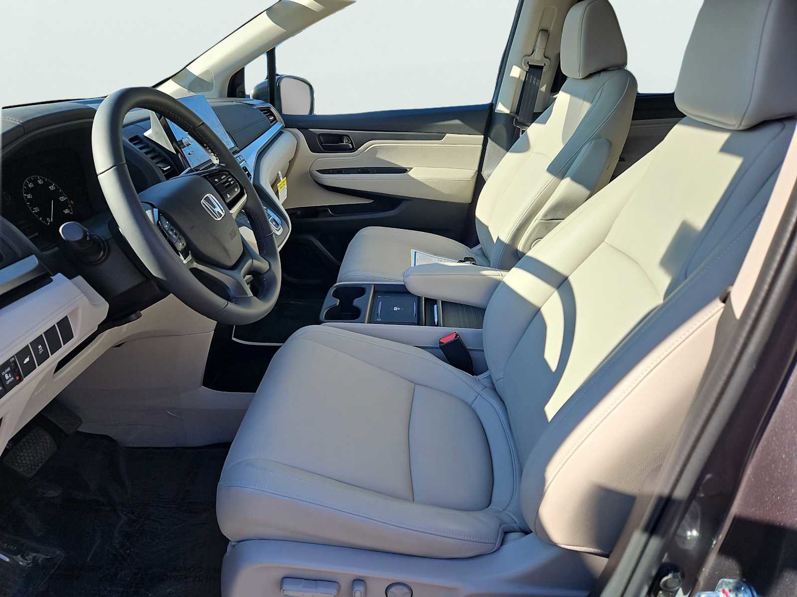 Certified 2026 Honda Odyssey EX-L image 33