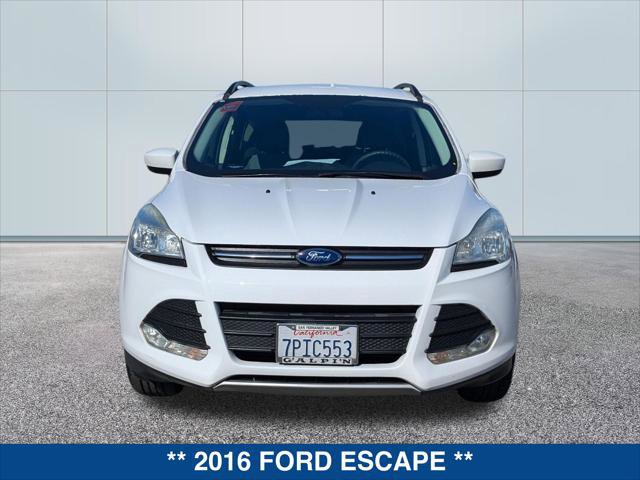 Used 2016 Ford Escape SE w/ Equipment Group 201A FWD image 8