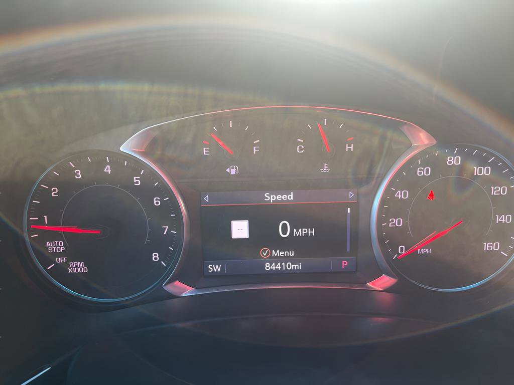 Used 2022 Chevrolet Equinox RS w/ Infotainment Package image 23