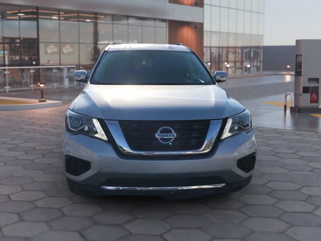 Used 2020 Nissan Pathfinder S image 8