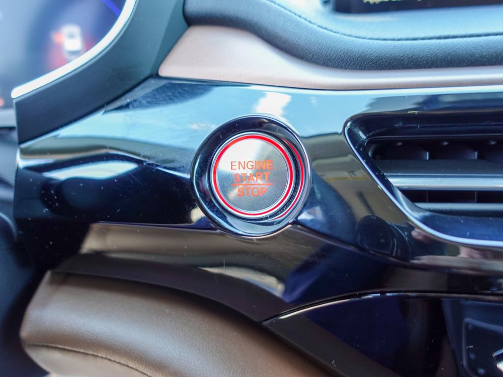 Used 2023 Acura MDX FWD w/ Technology Package image 18