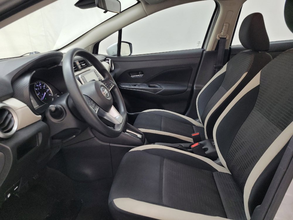 Used 2022 Nissan Versa SV FWD image 17