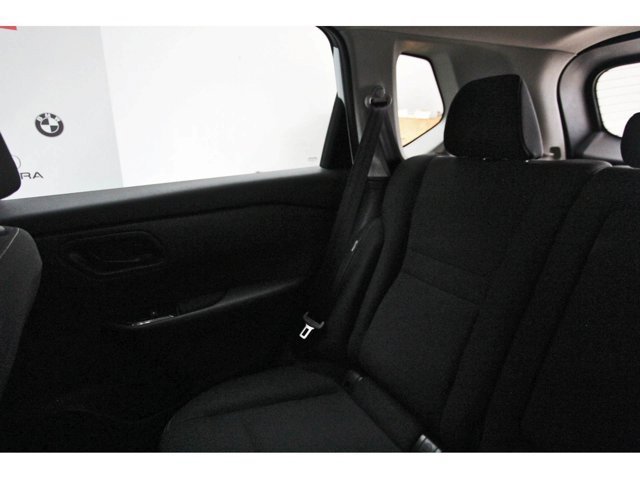 Used 2024 Nissan Rogue S AWD/4WD image 11