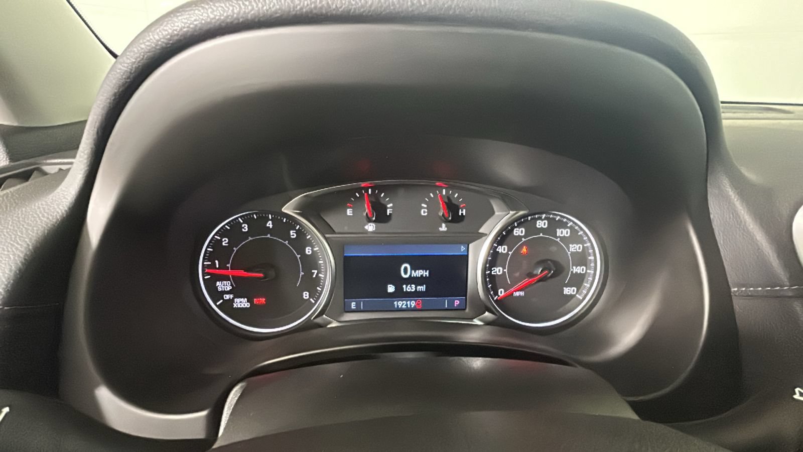 Used 2024 GMC Terrain SLT w/ Elevation Edition FWD image 17