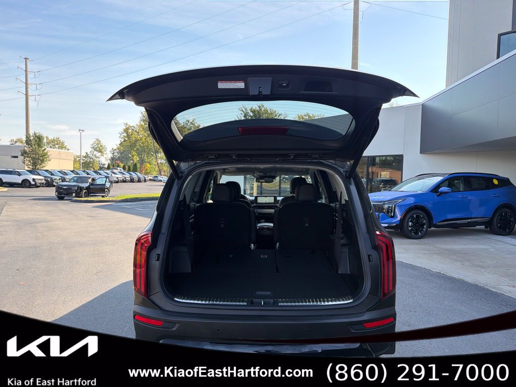 Certified 2021 Kia Telluride SX w/ SX Prestige Package AWD/4WD image 15
