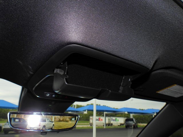 Used 2025 GMC Acadia Denali w/ Super Cruise Package image 48