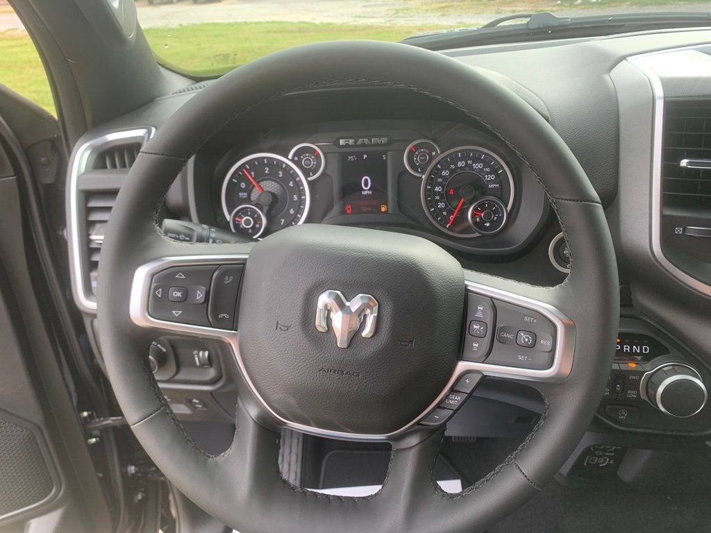 New 2026 RAM 1500 Big Horn AWD/4WD image 16