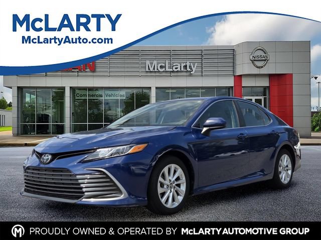Used 2024 Toyota Camry LE FWD image 1