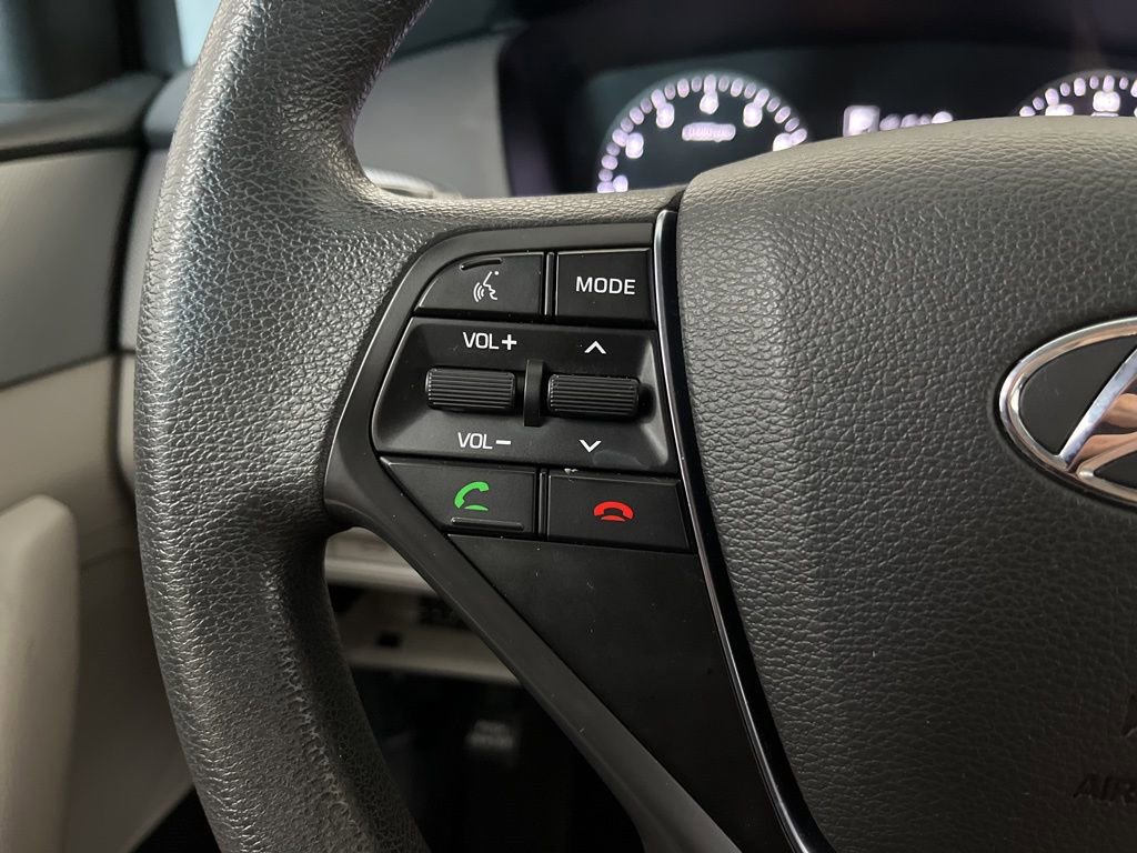 Used 2017 Hyundai Sonata SE w/ Cargo Package FWD image 56