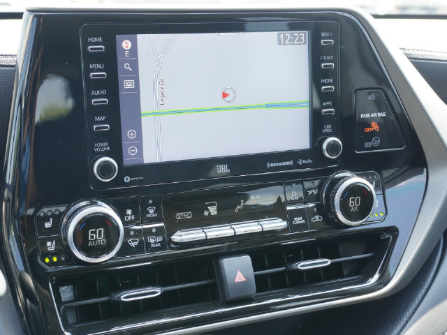 Used 2021 Toyota Highlander Limited FWD image 34